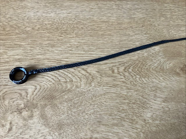 Dyneema spliced rope with Kohlhoff low friction ring laid diagonally