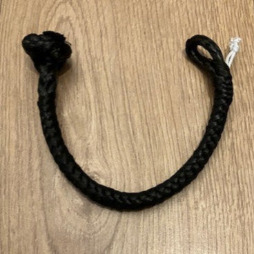 Dyneema soft shackle easy open mechanism with lanyard
